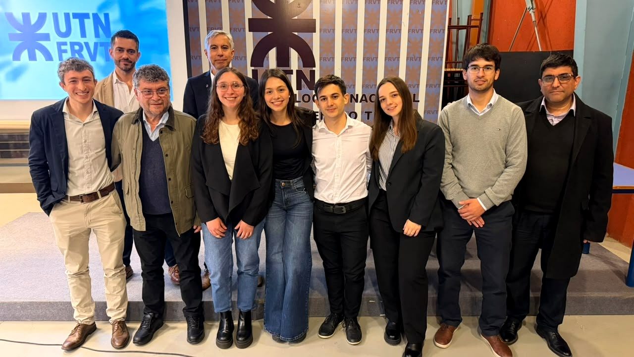 Participantes de la jornada Venado OpenBIM en la UTN Facultad Regional Venado Tuerto